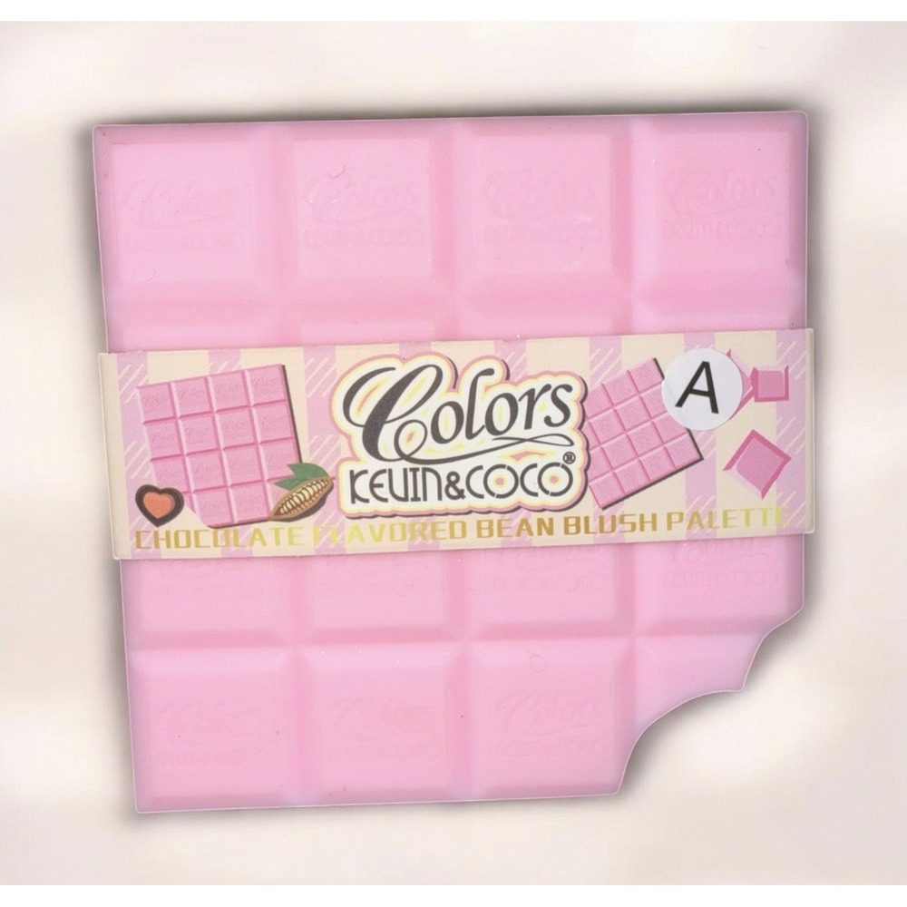 Kevin & Coco "Colors" Pink Chocolate Flavored Bean Blush Palette. NIB